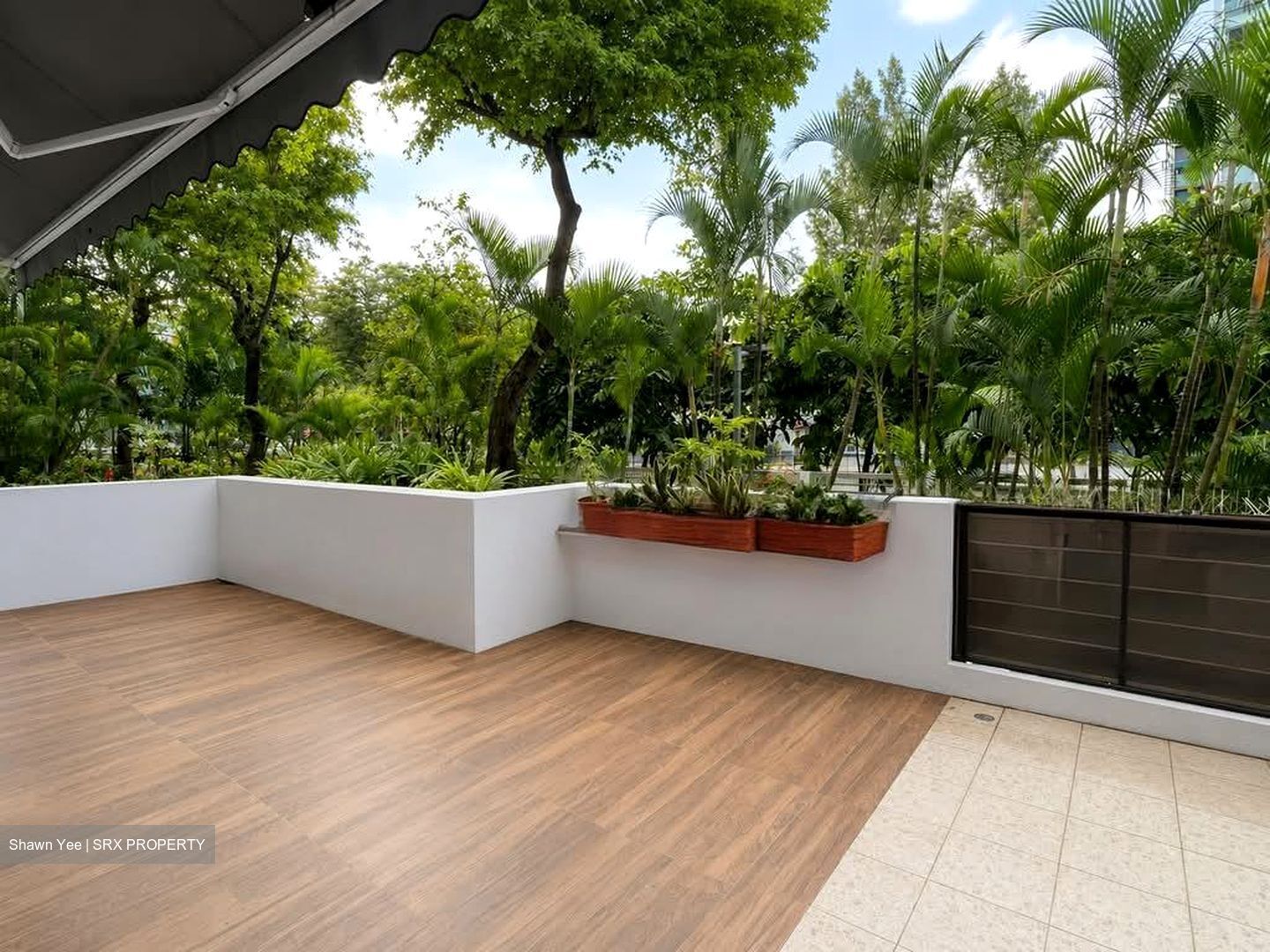 The Waterina (D14), Apartment #587177781